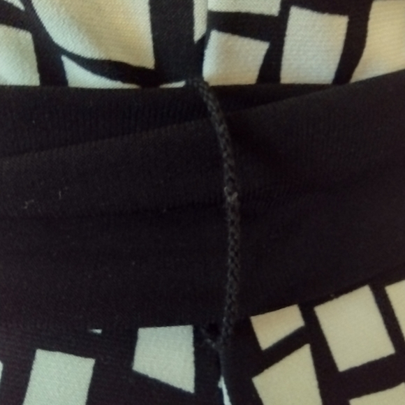 Chaps XL Black Ivory Abstract Classic Collared Short Sleeve Belted Shirt Waist - Picture 8 of 11